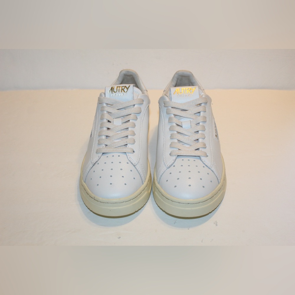 Autry Dallas Low Top Leather Shoes Size Women’s EU39/ US 9 NEW - Picture 2 of 11